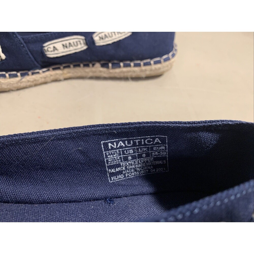 Nautica Shoes Womens 8 Navy White Nautical Canvas Flats Slip Ons Coastal Boat - Picture 6 of 7